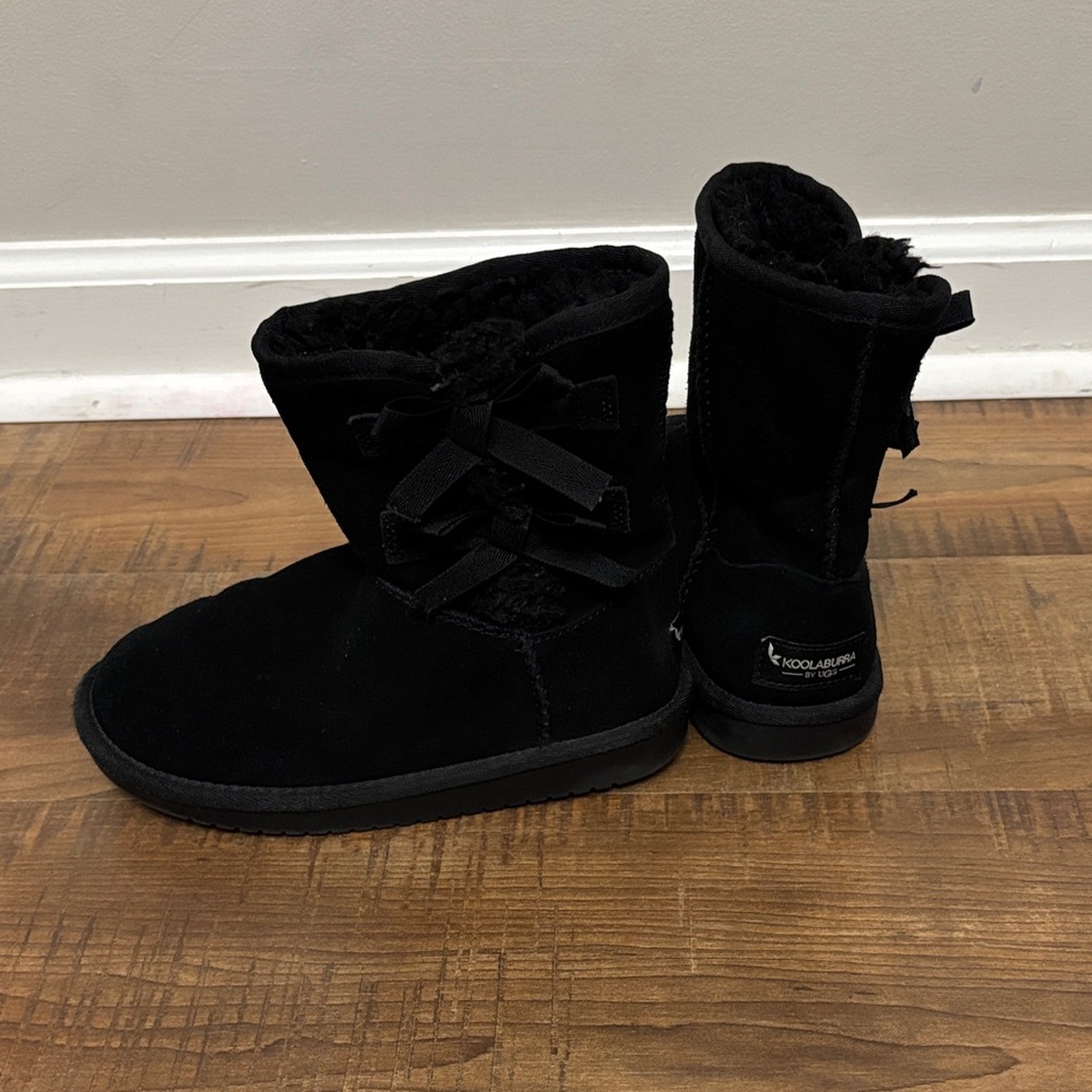 KOOLABURRA BY UGG VICTORIA KIDS BOOT - KIDS girls size 13 EUC
